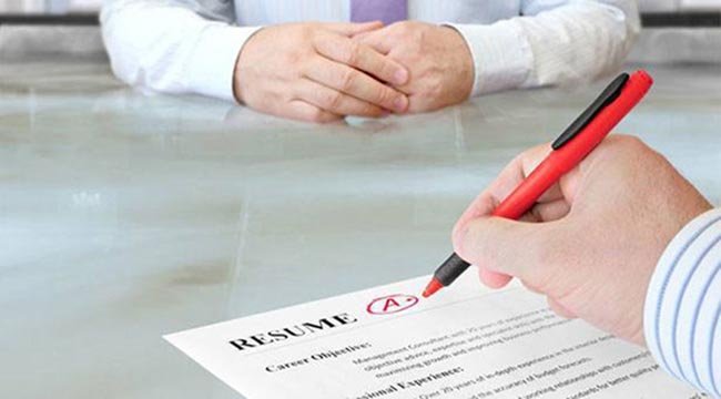 كيف تكتب سيرة ذاتية صحيحة