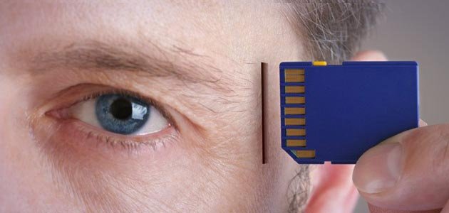 شريحة تدخل في الرأس دلالة على تقوية الذاكرة