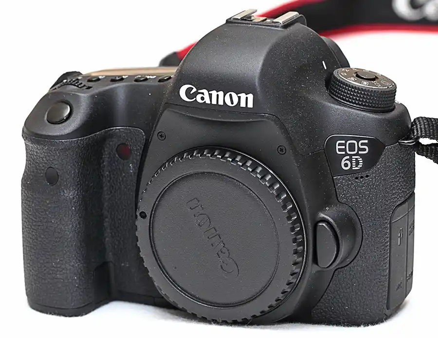 كاميرا كانون لون أسود موديل Canon EOS 6D