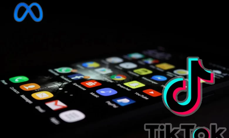 مجموعة من بين عدة تطبيقات خبيثة مثل Tik tok وميتا