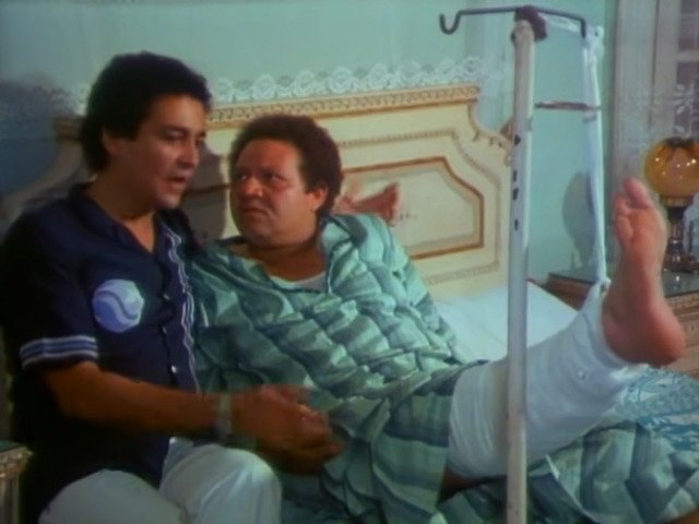 صورة من فيلم عشرة على عشرة من بطولة يحيى الفخراني